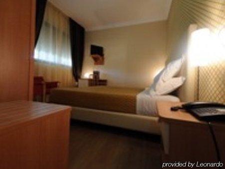 Hotel Riviera Marina di Ravenna Bilik gambar
