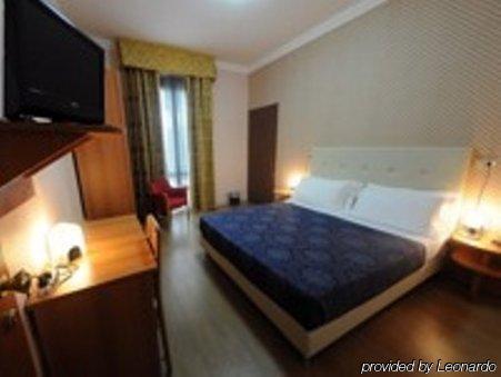 Hotel Riviera Marina di Ravenna Bilik gambar